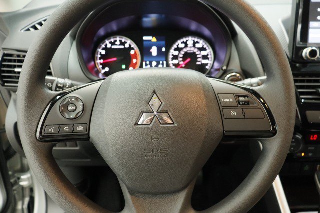 New 2026 Mitsubishi Eclipse Cross LE AWD/4WD image 8