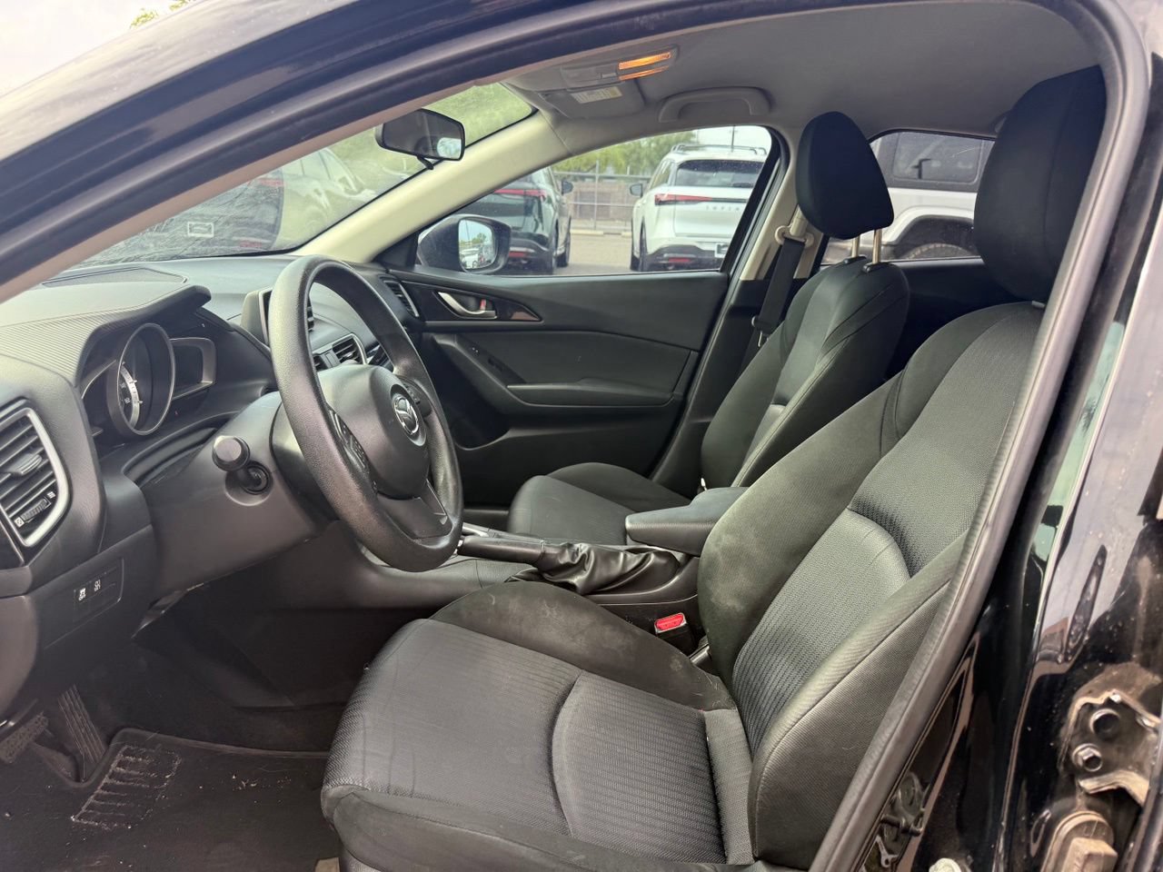 Used 2014 MAZDA MAZDA3 i Sport FWD image 13