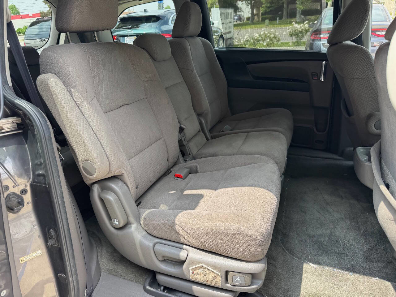 Used 2014 Honda Odyssey EX image 17