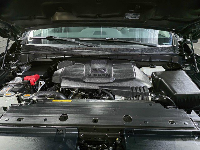 Used 2023 Nissan Titan SV w/ SV Convenience Package image 36