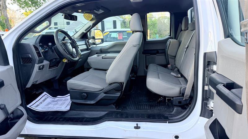 Used 2017 Ford F250 XL AWD/4WD image 11