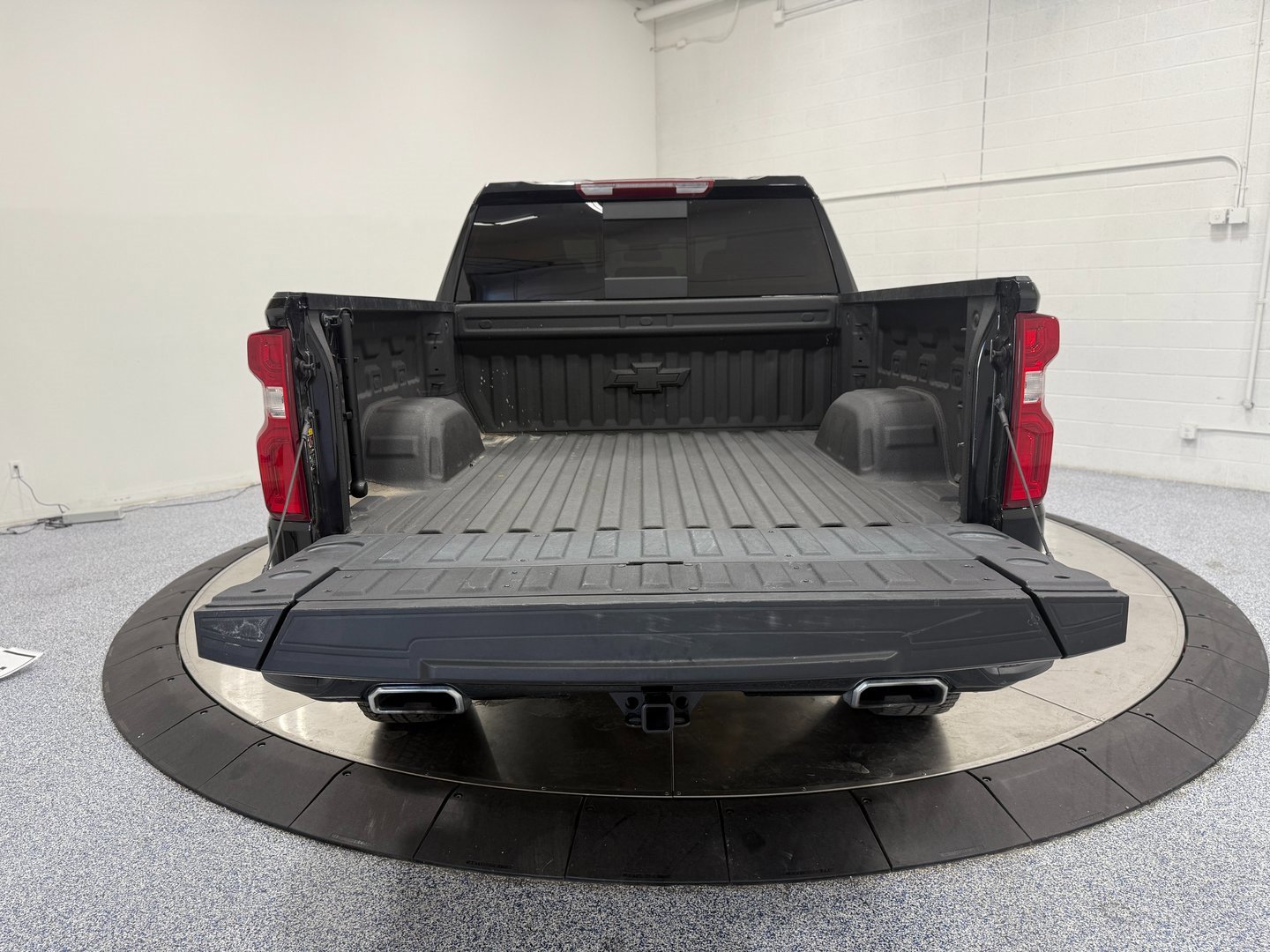 Used 2025 Chevrolet Silverado 1500 LT Trail Boss w/ LT Trail Boss Premium Package image 33