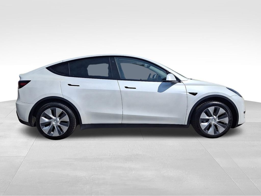 Used 2020 Tesla Model Y Long Range image 7