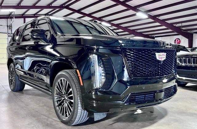 Used 2025 Cadillac Escalade Sport Platinum AWD/4WD image 1