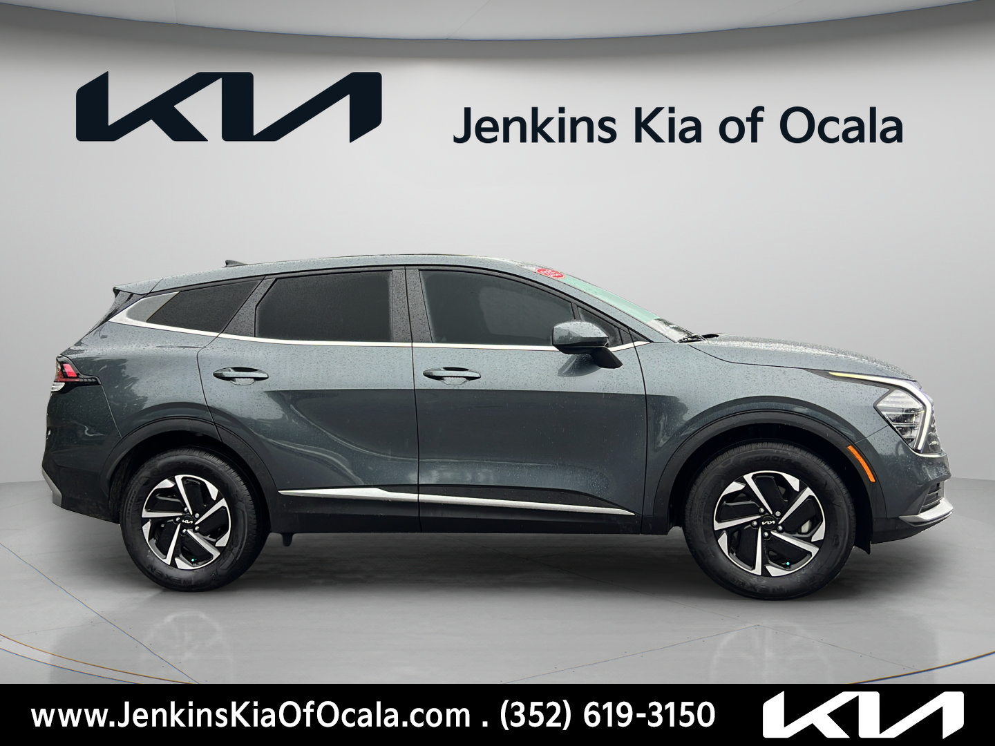 Certified 2025 Kia Sportage LX AWD/4WD image 2
