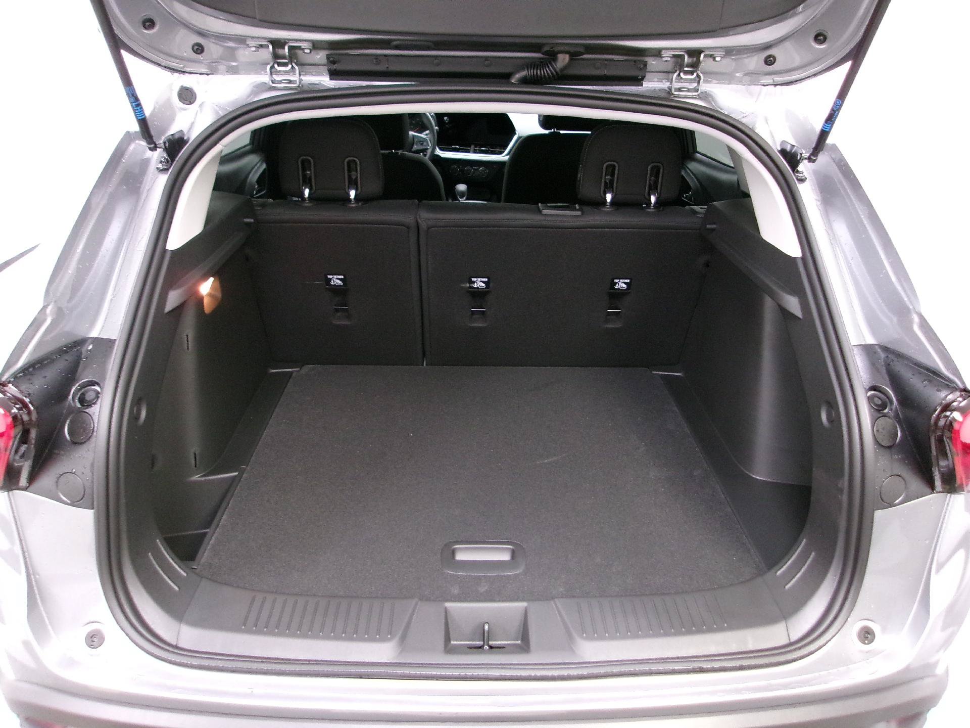 New 2026 Chevrolet Trax LS FWD image 11