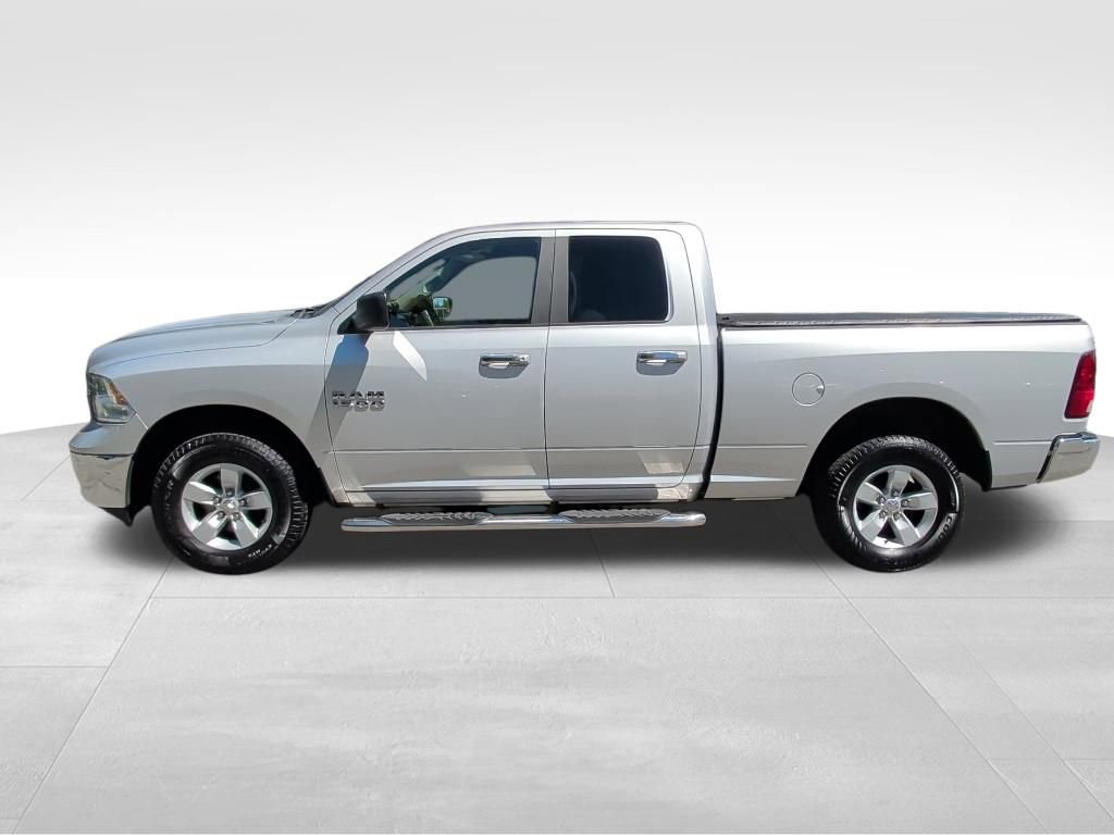 Used 2018 RAM 1500 Classic SLT AWD/4WD image 2