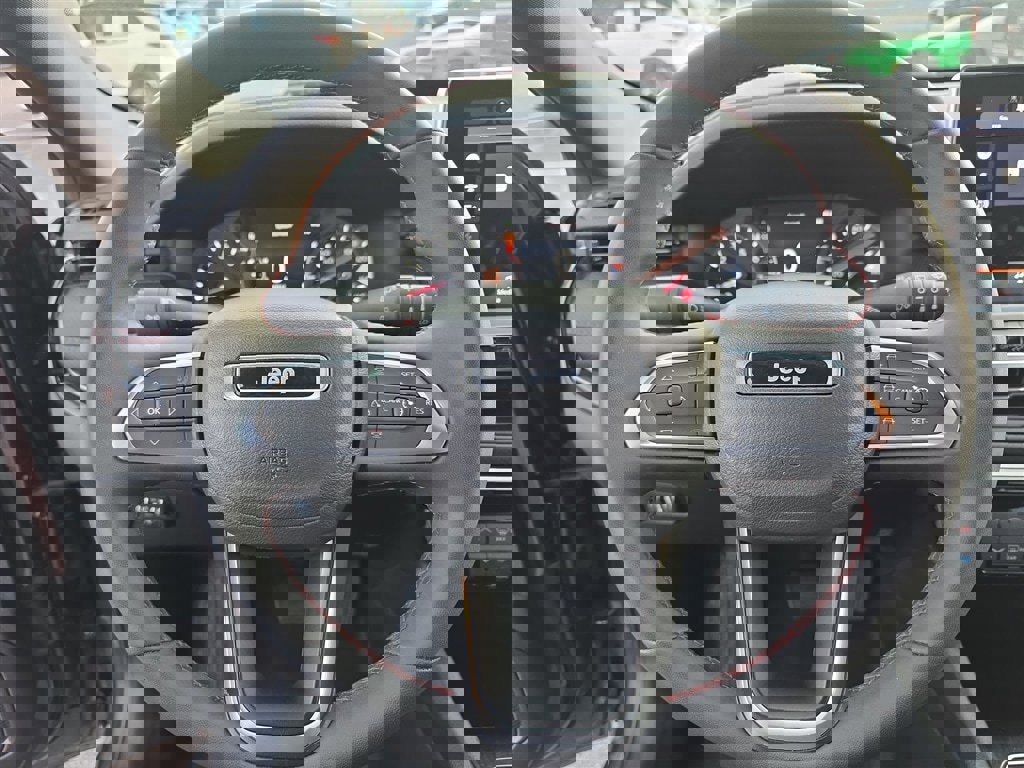 Used 2023 Jeep Compass Trailhawk image 11