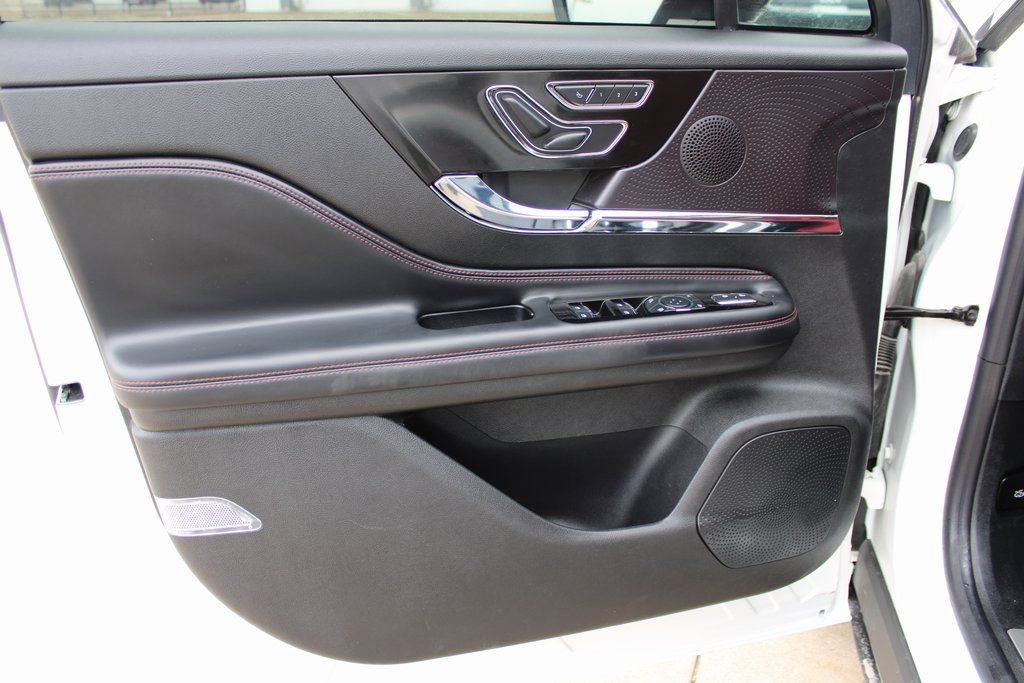 Used 2024 Lincoln Corsair Reserve w/ Equipment Group 201A image 45