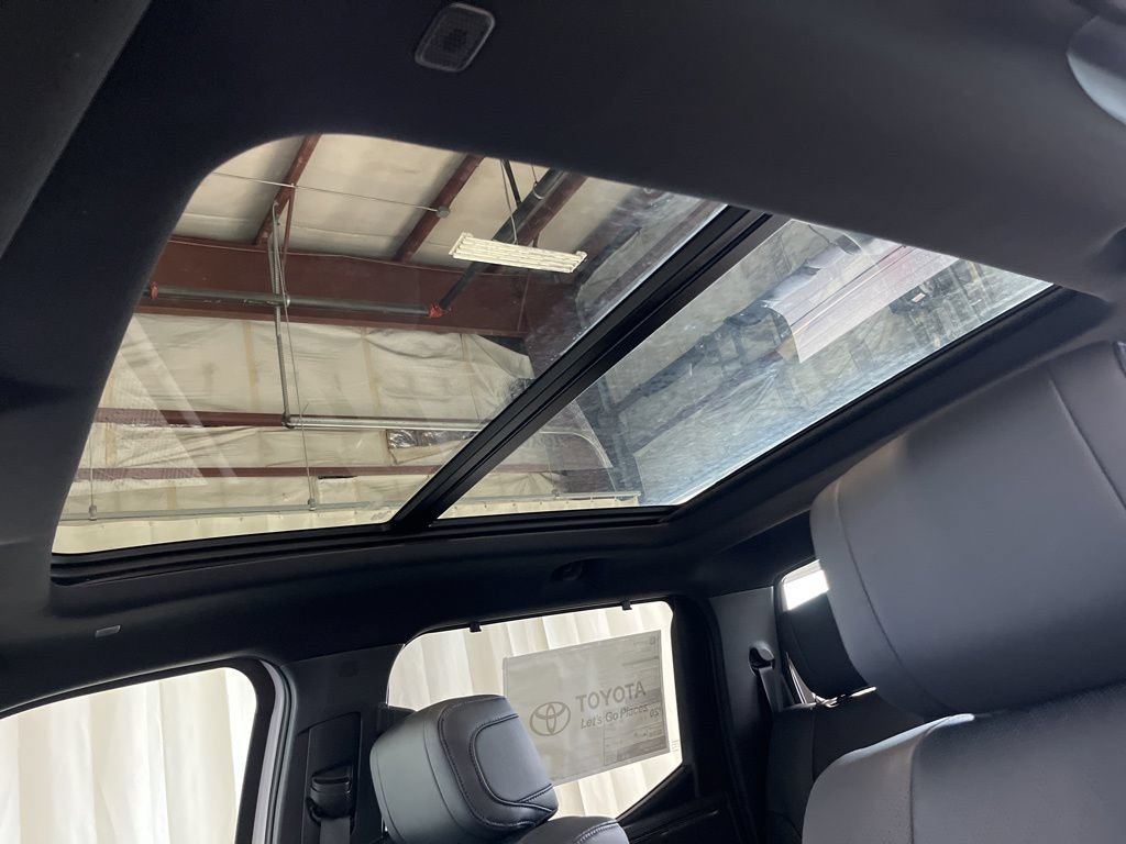 New 2026 Toyota Tundra Limited AWD/4WD image 3
