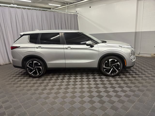 Used 2022 Mitsubishi Outlander ES AWD/4WD image 4