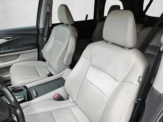 Used 2019 Honda Pilot Touring image 17