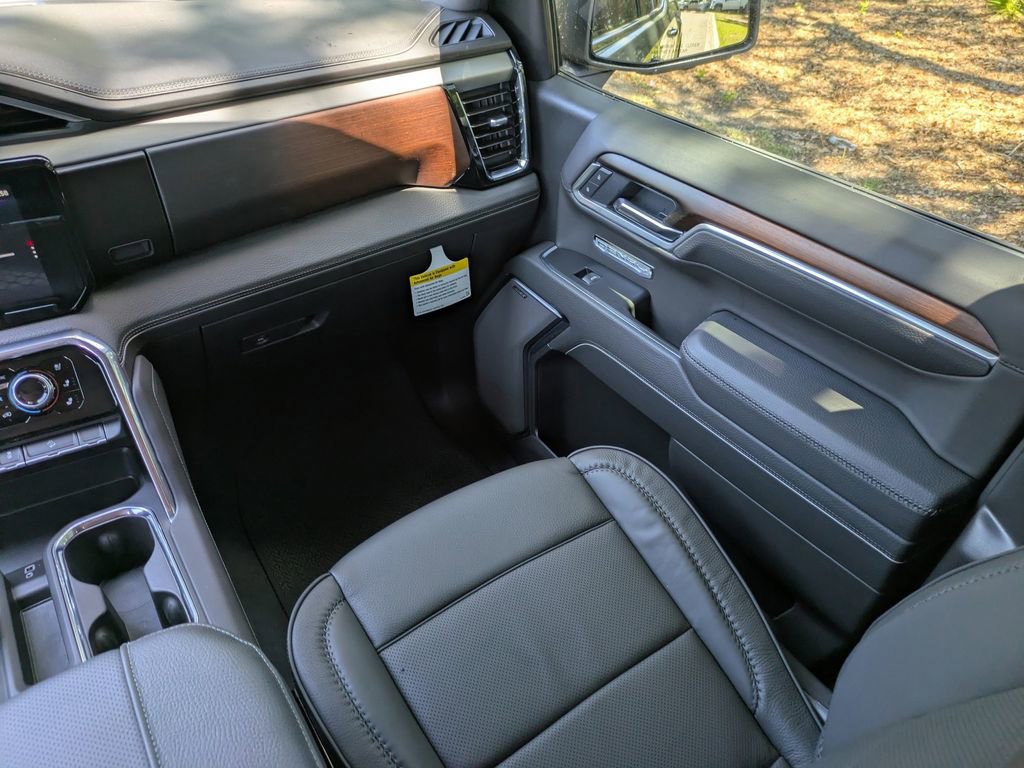New 2026 GMC Sierra 1500 Denali AWD/4WD image 17