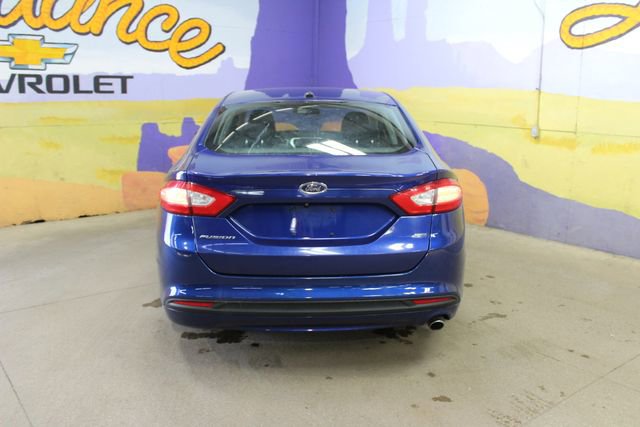 Used 2016 Ford Fusion SE FWD image 7