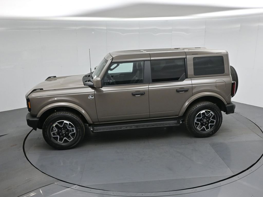 New 2026 Ford Bronco Outer Banks AWD/4WD image 42