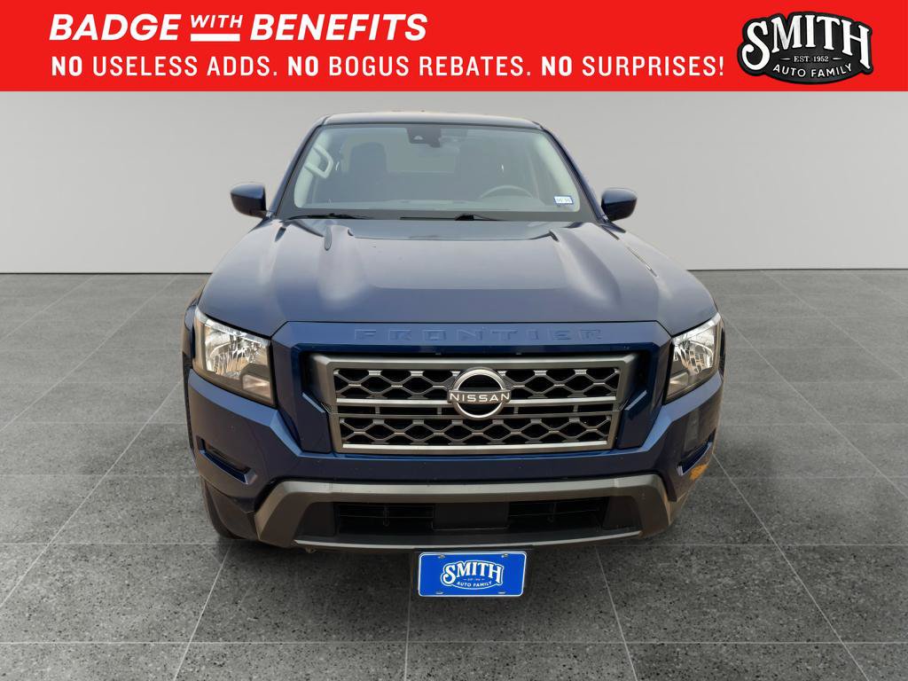 Used 2022 Nissan Frontier SV w/ Technology Package RWD image 4