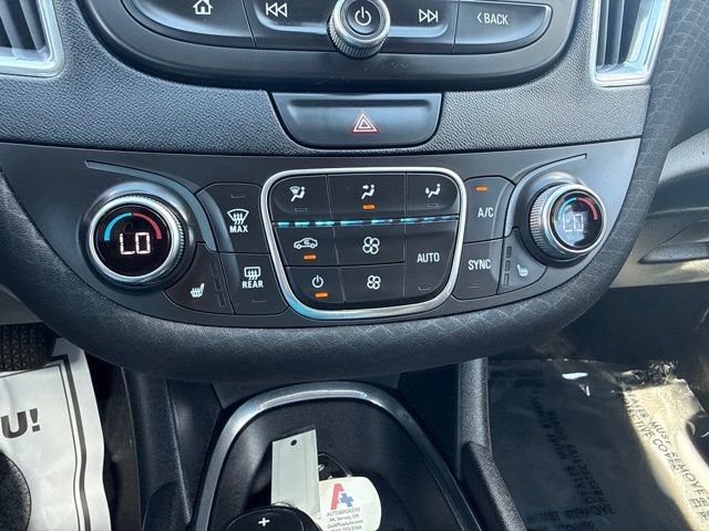 Used 2019 Chevrolet Malibu LT FWD image 22