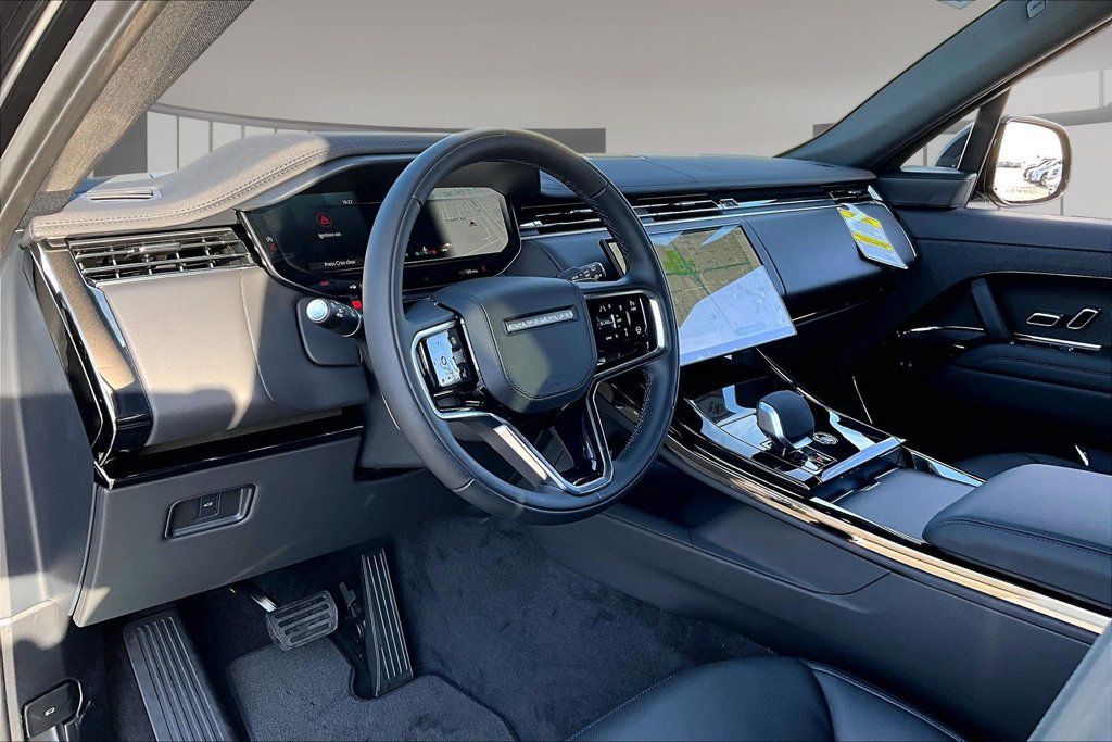 New 2026 Land Rover Range Rover Sport SE AWD/4WD image 7