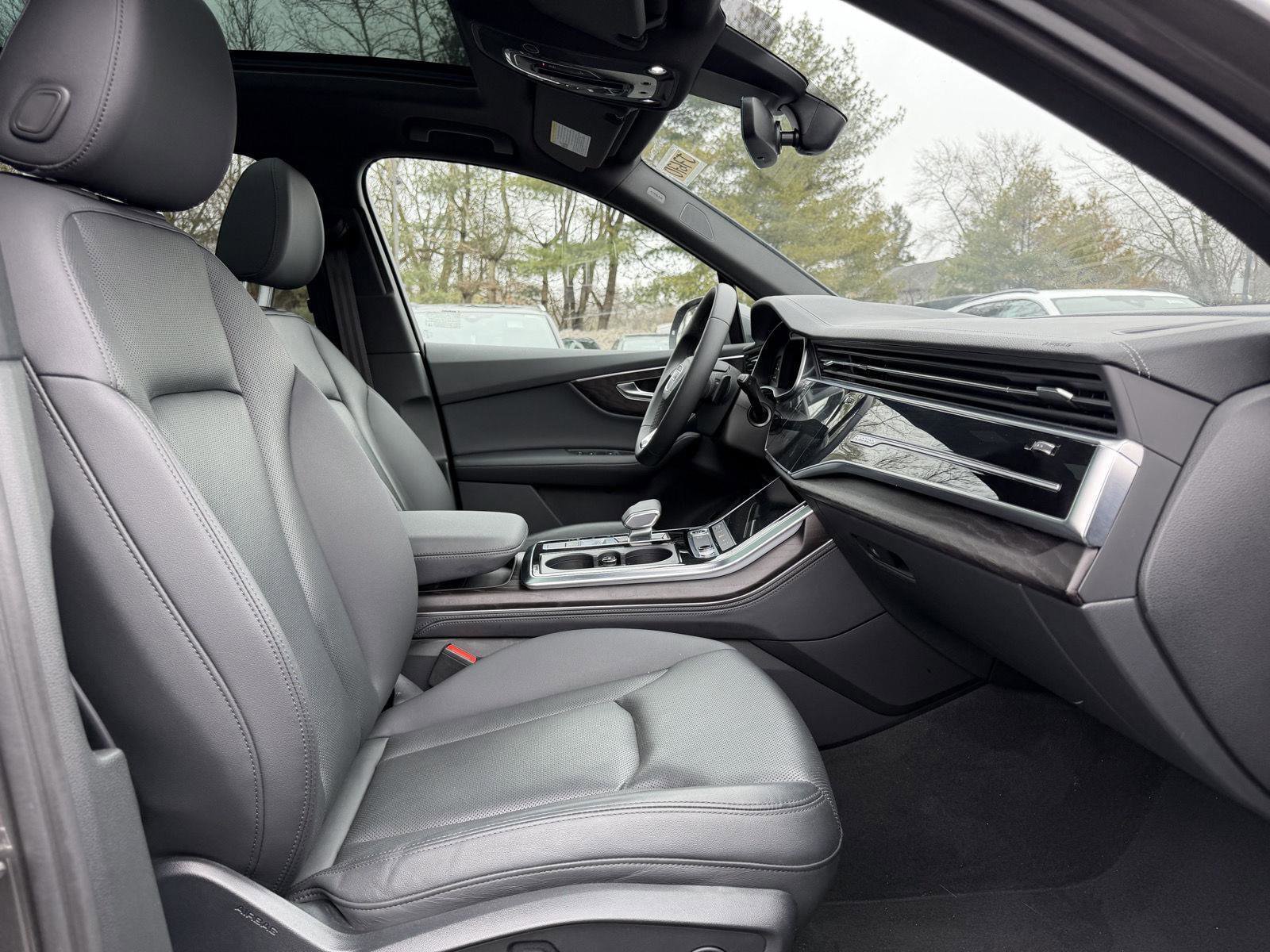 Used 2023 Audi Q7 2.0T Premium Plus w/ Premium Plus Package image 15