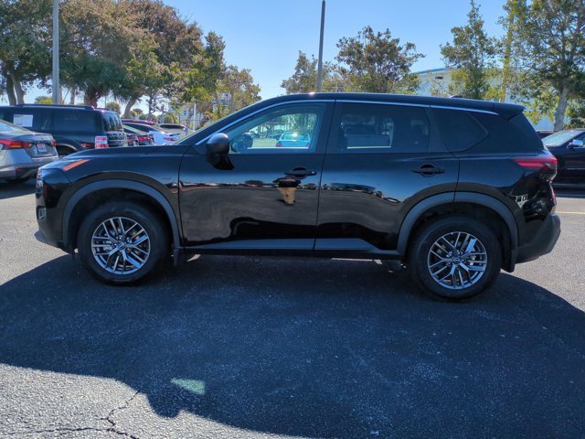 Used 2023 Nissan Rogue S image 8