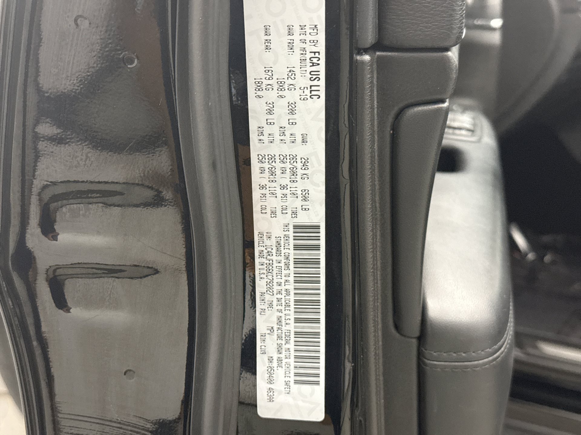 Used 2019 Jeep Grand Cherokee Limited AWD/4WD image 24