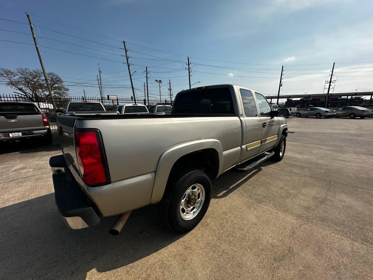 Used 2003 Chevrolet Silverado 2500 LS RWD image 7