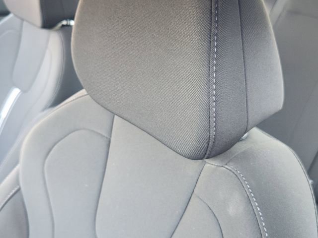 Certified 2025 Hyundai Elantra SEL image 11