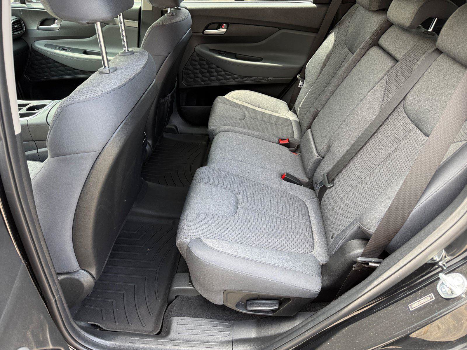 Used 2023 Hyundai Santa Fe SEL AWD/4WD image 12