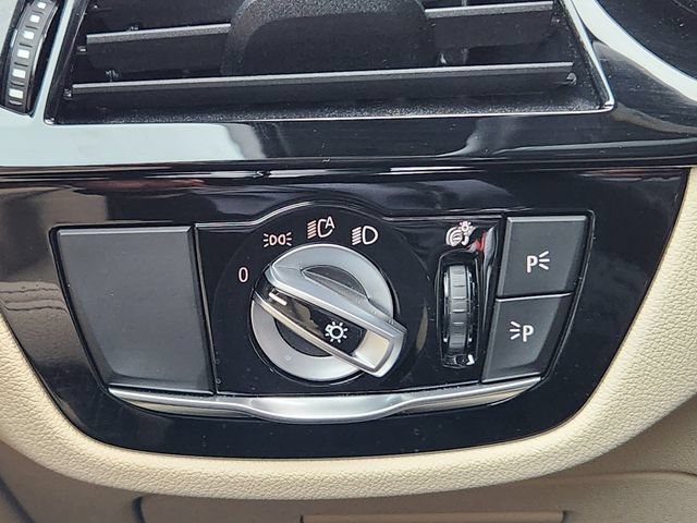 Used 2022 BMW 530i xDrive w/ Executive Package AWD/4WD image 28