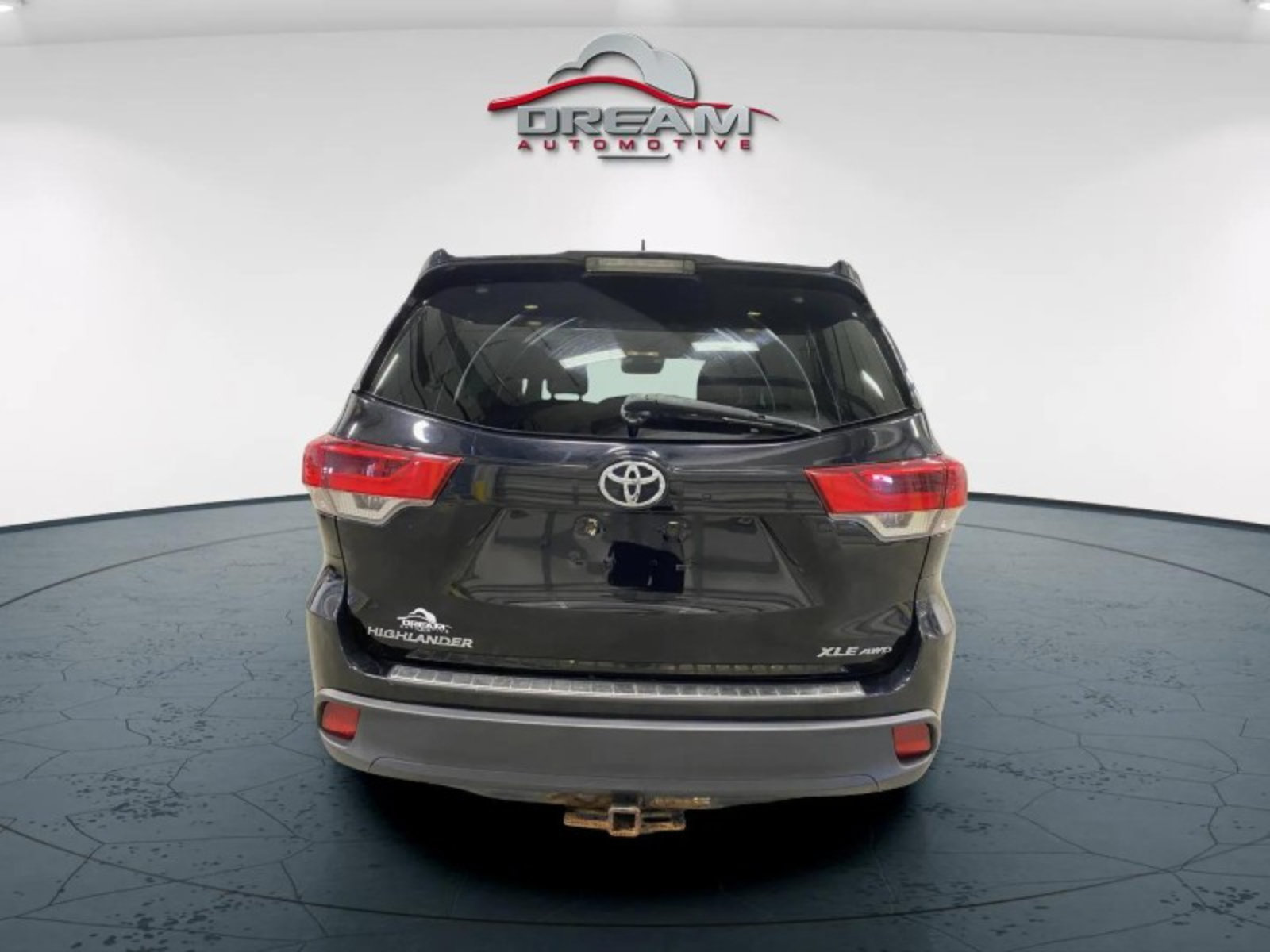 Used 2017 Toyota Highlander XLE AWD/4WD image 23