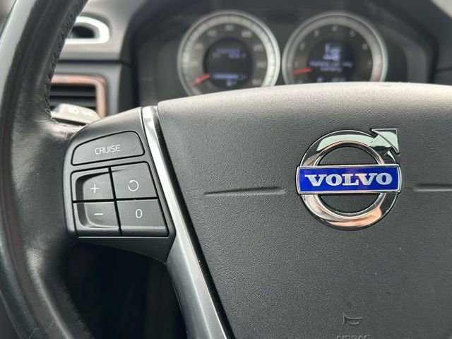 Used 2012 Volvo XC70 3.2 Premier image 22
