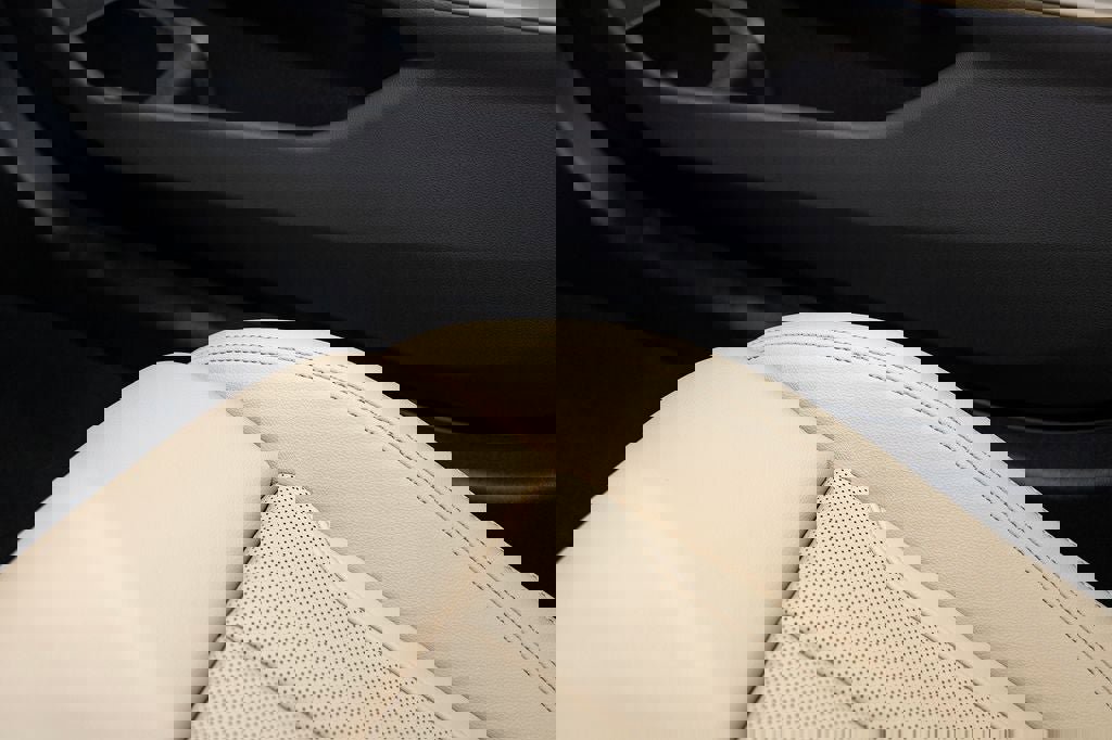 Used 2026 BMW 330i xDrive Sedan w/ Convenience Package image 22