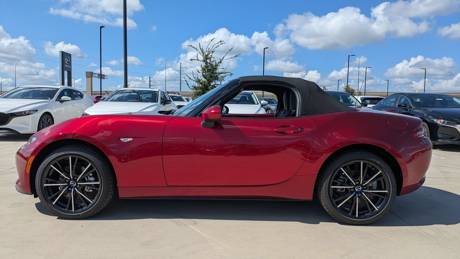 New 2026 MAZDA MX-5 Miata Grand Touring RWD image 5