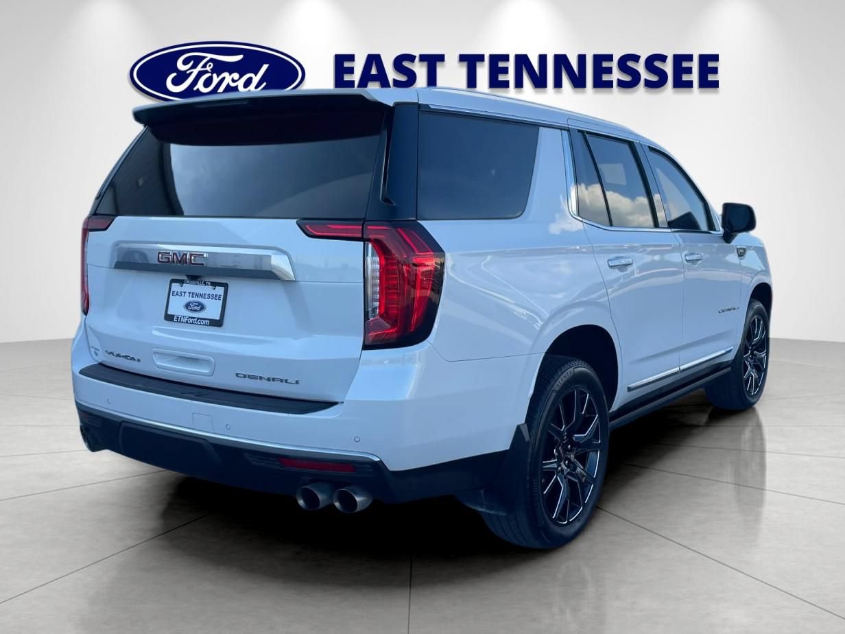 Used 2024 GMC Yukon Denali AWD/4WD image 3