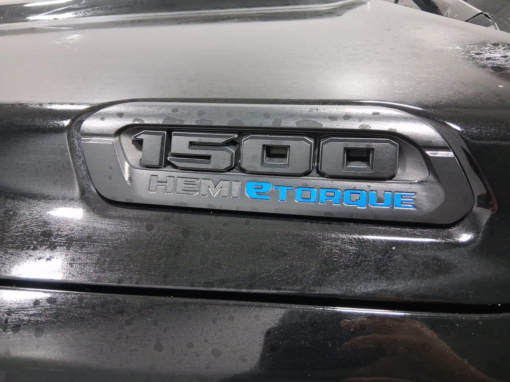 Used 2023 RAM 1500 Big Horn AWD/4WD image 42