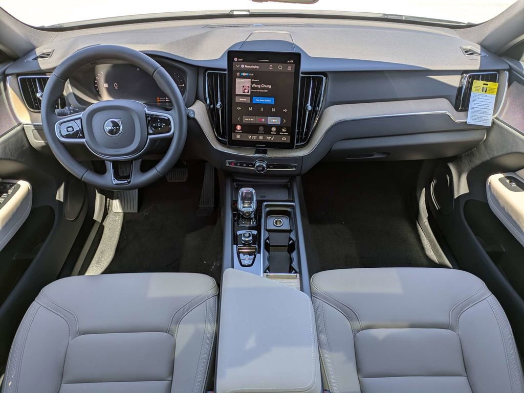 New 2026 Volvo XC60 T8 Core w/ Protection Package Premier image 19