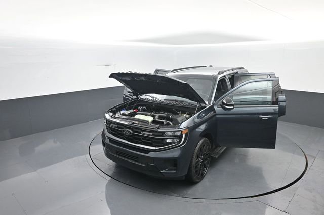 New 2026 Ford Expedition Platinum w/ Stealth Performance Package image 36