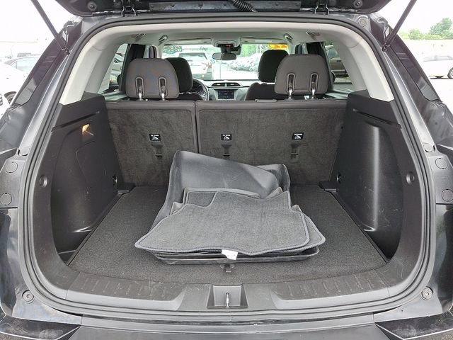 Used 2022 Chevrolet TrailBlazer LT w/ LPO, Blackout Package AWD/4WD image 28