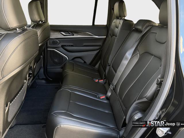 New 2026 Jeep Grand Cherokee Limited image 17