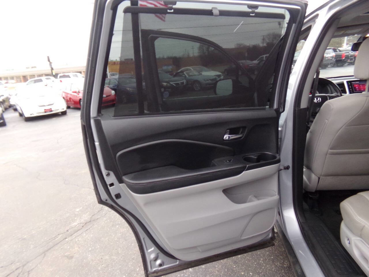 Used 2016 Honda Pilot Elite image 23