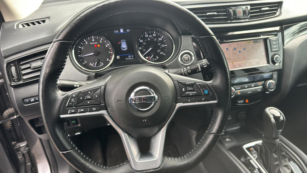 Used 2022 Nissan Rogue Sport SL FWD image 13