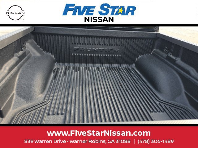Used 2026 Nissan Frontier SV w/ All-Weather Content Package RWD image 9