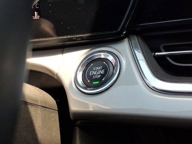 Used 2025 Chevrolet Trax LT w/ Driver Confidence Package FWD image 16