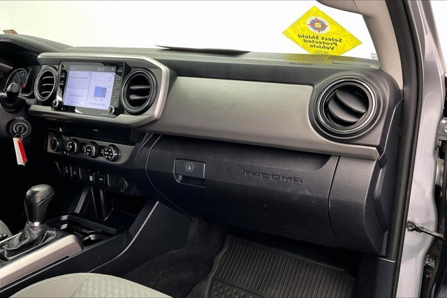 Used 2020 Toyota Tacoma SR5 image 16