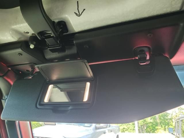 Used 2020 Jeep Wrangler Sport AWD/4WD image 31