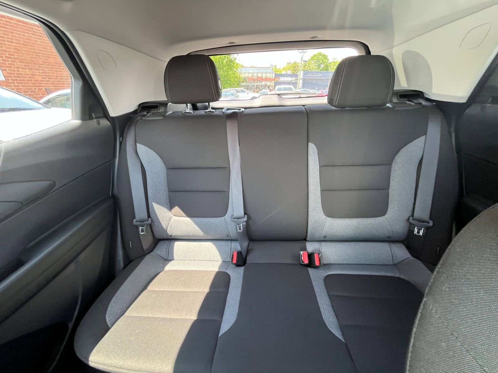 Used 2025 Chevrolet TrailBlazer LT FWD image 36