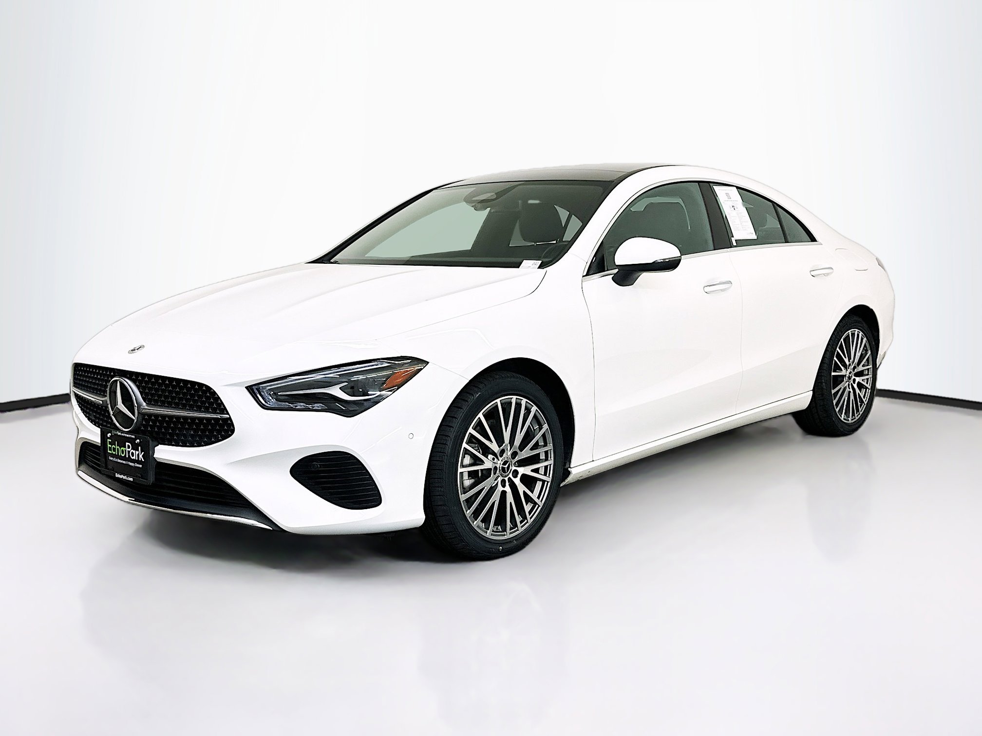 Used 2025 Mercedes-Benz CLA 250 4MATIC image 3