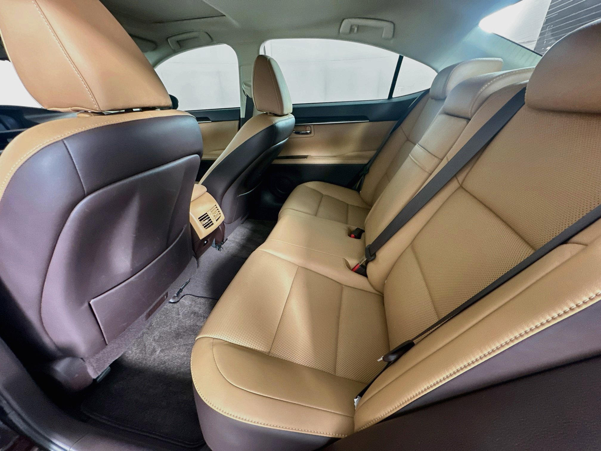 Used 2017 Lexus ES 350 w/ Premium Package FWD image 26