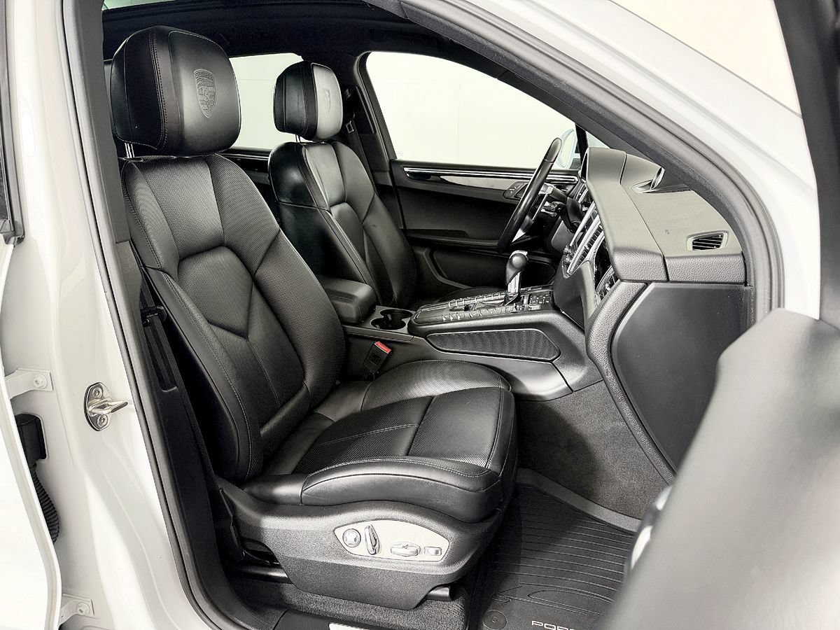 Used 2018 Porsche Macan S AWD/4WD image 54