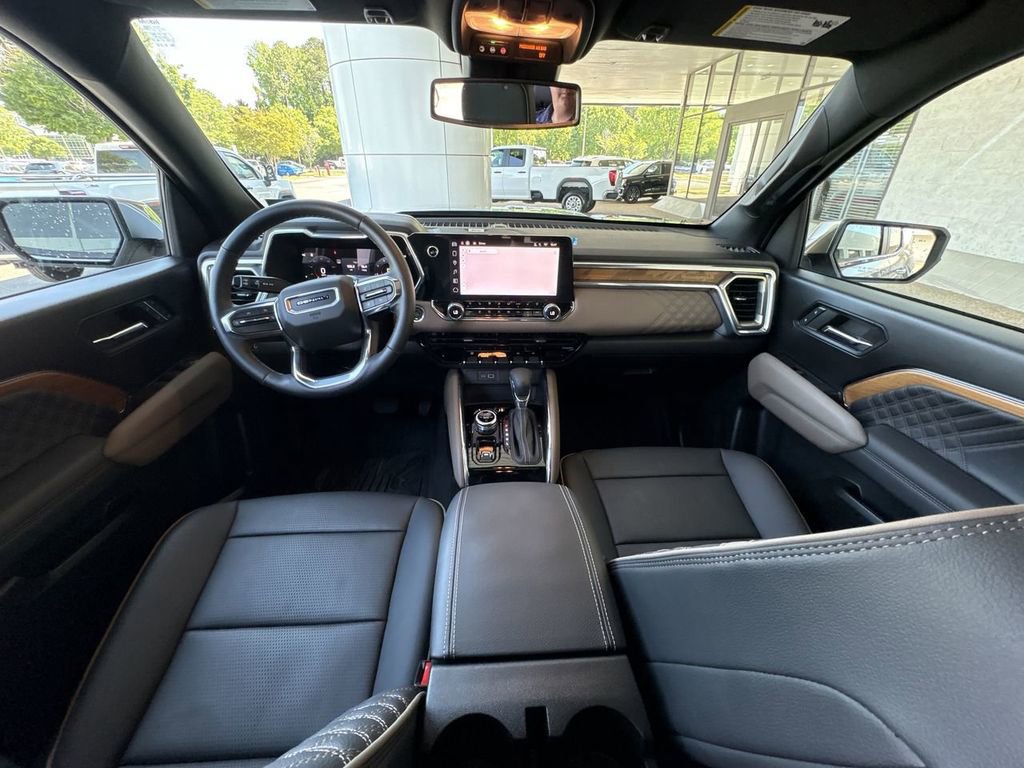 Certified 2024 GMC Canyon Denali AWD/4WD image 21